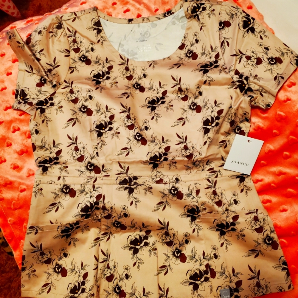 Scrub top new with tag